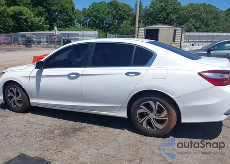 2016 Honda Accord Lx z USA, uszkodzony, nr VIN 1HGCR2F34GA106540